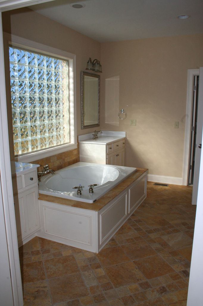 bathroom A&D HydraCLean